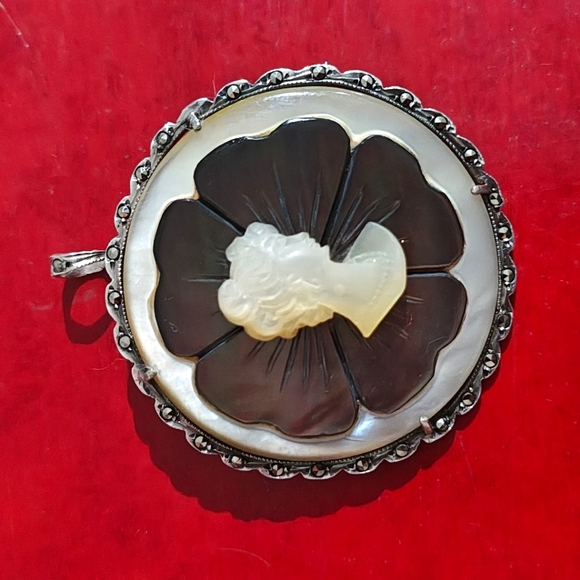 Amazing Antique 800 Silver Carved Shell Marcasite Cameo Brooch - Picture 6 of 13